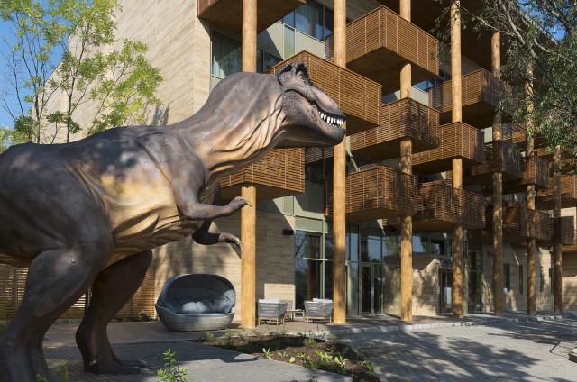 Hotel at the Zoo